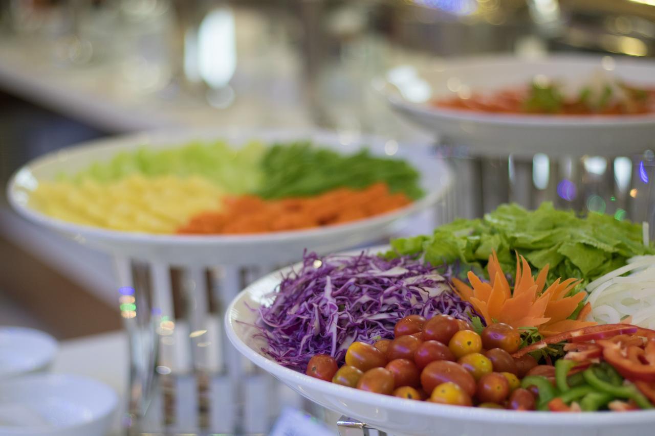 Khanh Linh Hotel Плей Ку Екстериор снимка