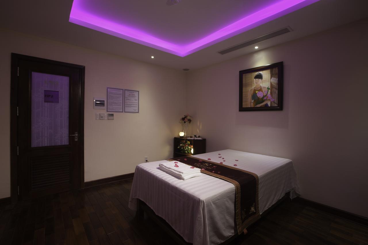 Khanh Linh Hotel Плей Ку Екстериор снимка