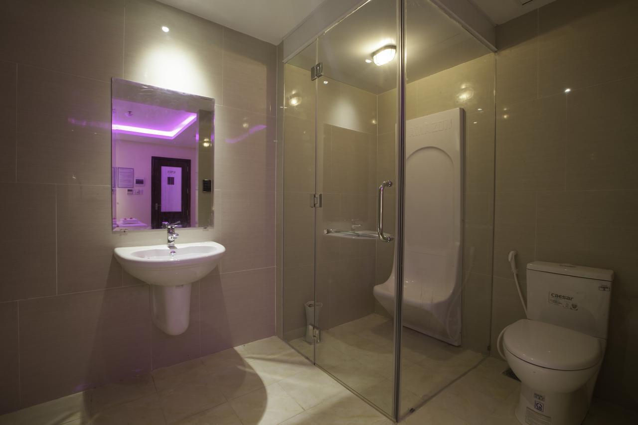 Khanh Linh Hotel Плей Ку Екстериор снимка